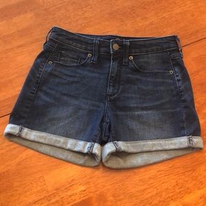 Universal Thread Woman’s Jean Shorts